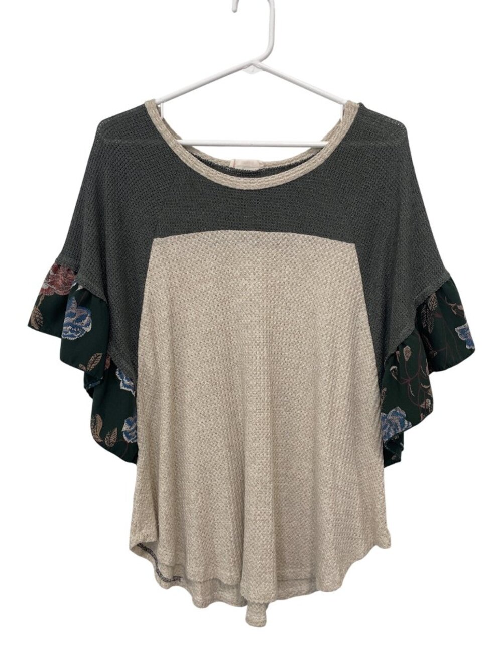 Hummingbird Top Medium Waffle Knit Floral Ruffle Sleeves Colorblock Beige Gray